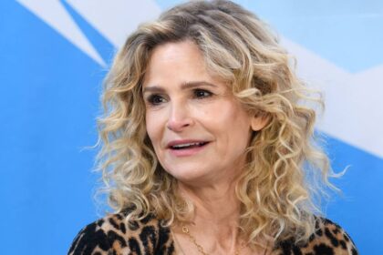 ‘Dramatic’ Kyra Sedgwick apologizes to daughter Sosie for her behavior in relatable footage