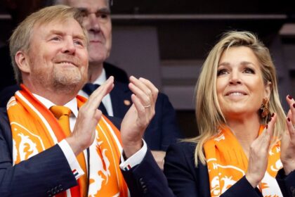 King Willem-Alexander and Queen Máxima’s family are all in on the Netherlands’ newest addition: Xavi Hernández