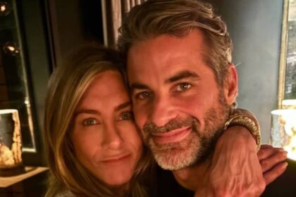 Jennifer Aniston stuns in micro bikini as she shares intimate glimpse of life with Jim Curtis