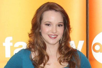 00s child star who left Hollywood behind to become a zookeeper