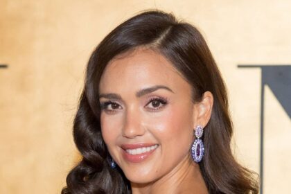 Jessica Alba’s daring black lace dress takes lingerie dressing to another level at 45