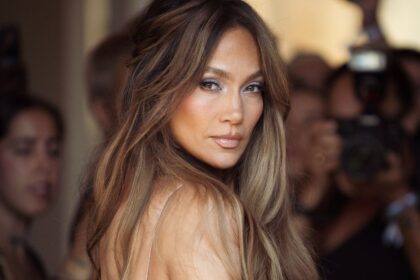 Matthew McConaughey reveals how Jennifer Lopez got him out of a ‘major mess’ in Mexico