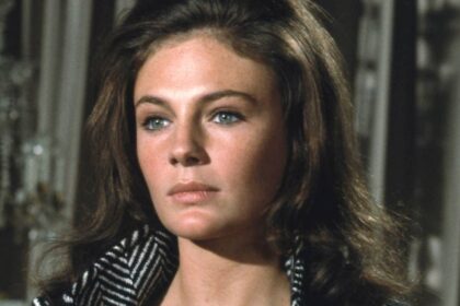 Bond girl Jacqueline Bisset looks stunning as she turns 82