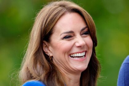Kate Middleton can’t hide her reaction to being told off during royal engagement