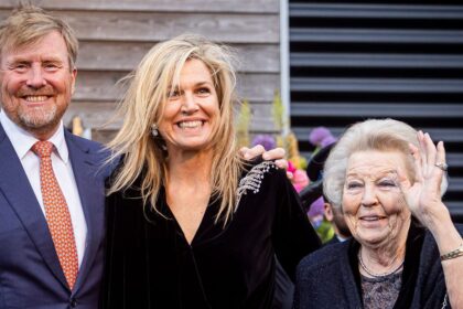 Princess Beatrix makes an emotional return 100 years later with King Willem-Alexander and Prince Constantijn