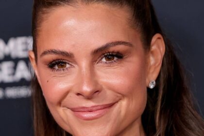 Maria Menounos, 48, flaunts ‘model’ looks in micro-striped bikini
