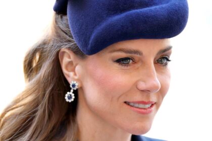 The 1 rare moment Kate Middleton was caught applying lip gloss on camera