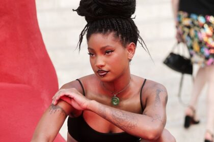 Willow Smith poses in black bikini as she reveals glimpse inside mysterious summer escape