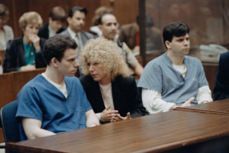 Trial of the Menendez brothers in Los Angeles - From left to right : Erik Menendez with his attorney : Leslie Abramson and his brother Lyle Menendez. Los Angeles, 9th March 1994. (Photo by Ted Soqui/Sygma via Getty Images)