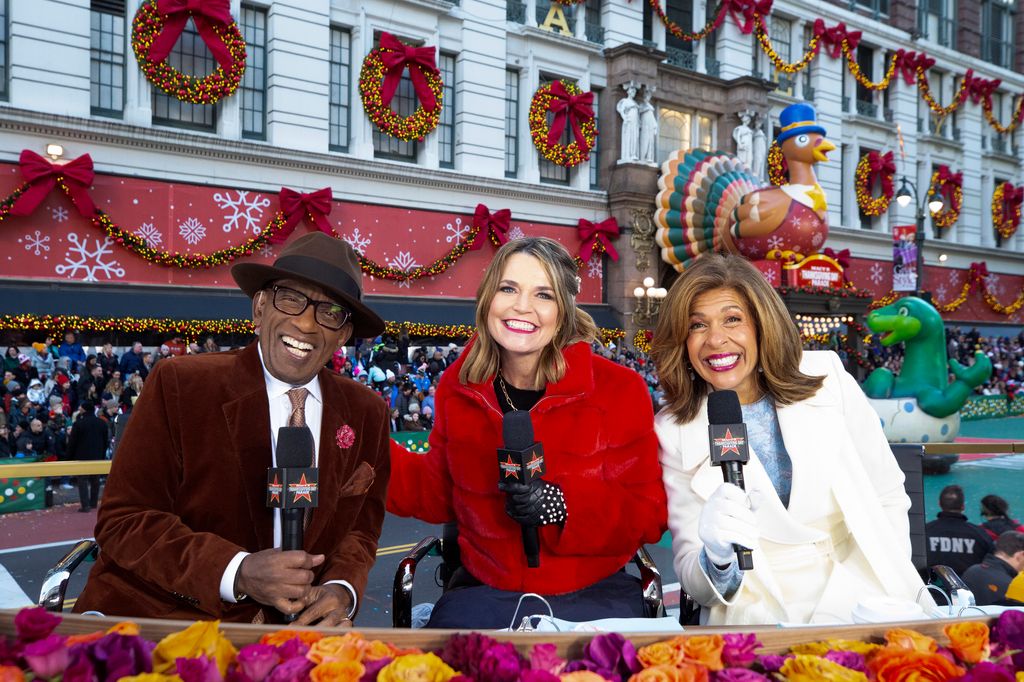 MACY'S THANKSGIVING DAY PARADE -- 2023 Downtown Production -- Pictured: (l-r) Al Roker, Savannah Guthrie, Hoda Kotb