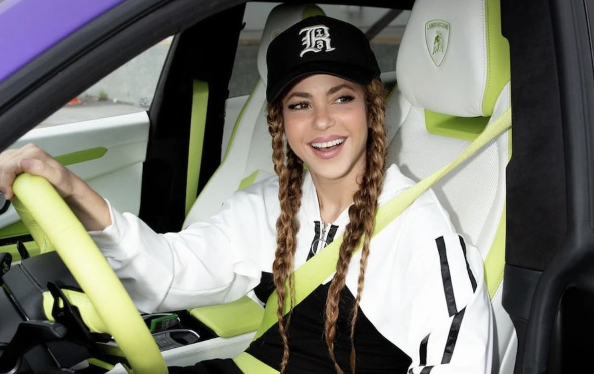 Shakira in her car