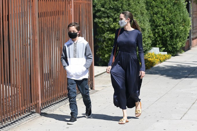 Angelina Jolie Shops With Knox