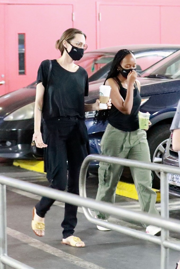 Angelina Jolie Shopping With Zahara