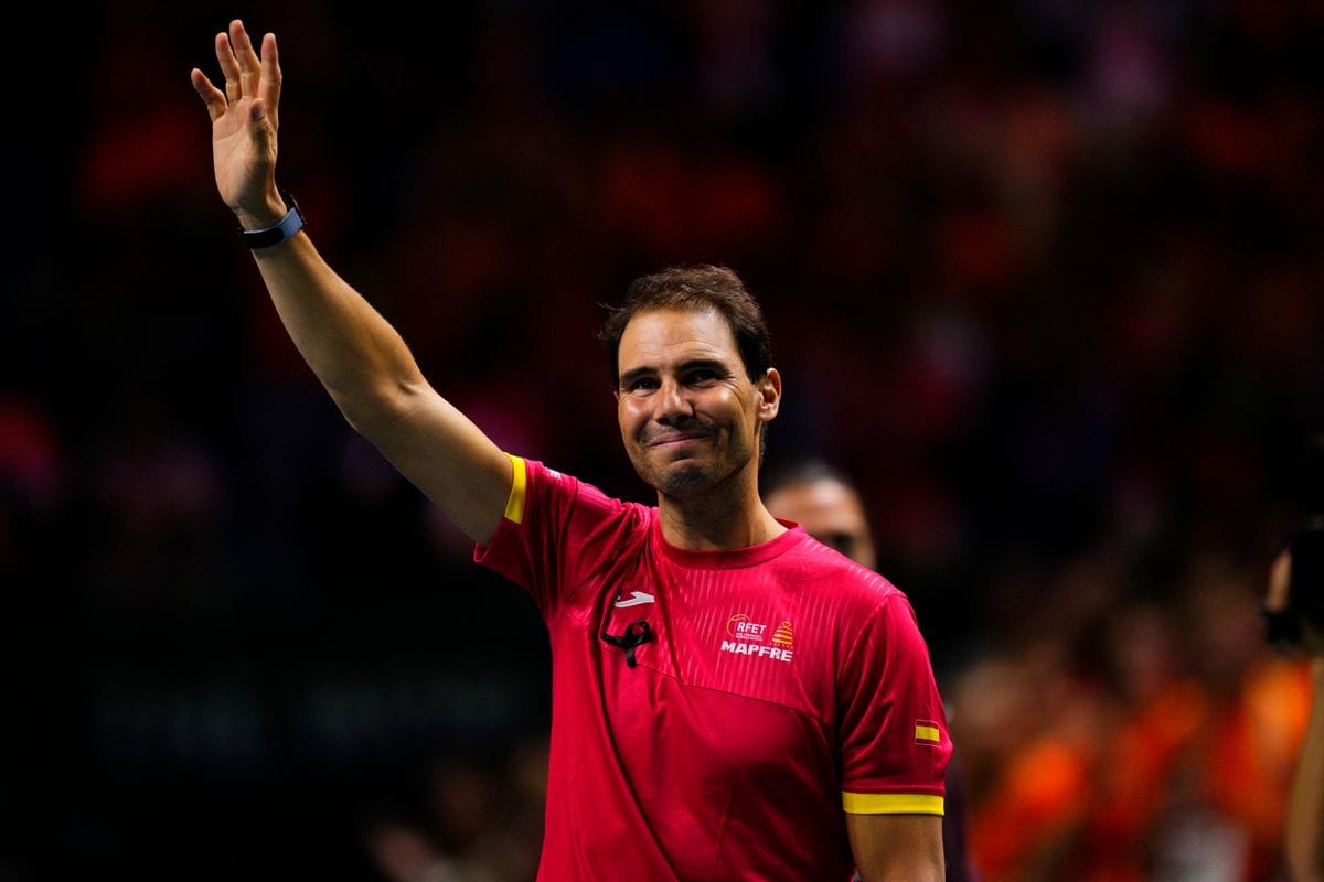 Rafa Nadal playing his last professional match