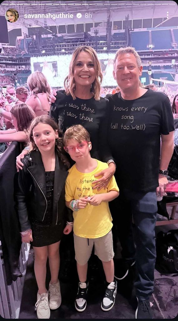 Savannah and the family see Taylor Swift