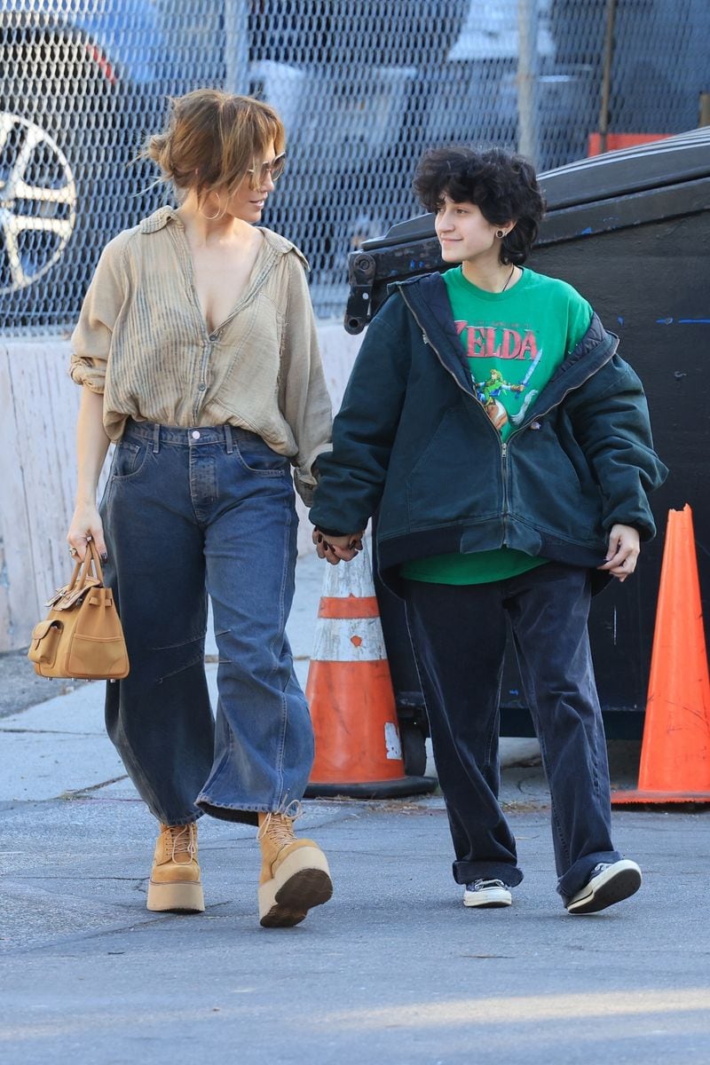 

Busy superstar Jennifer Lopez is spotted enjoying a shopping spree with daughter Emme at the Melrose Trading Post in West Hollywood.