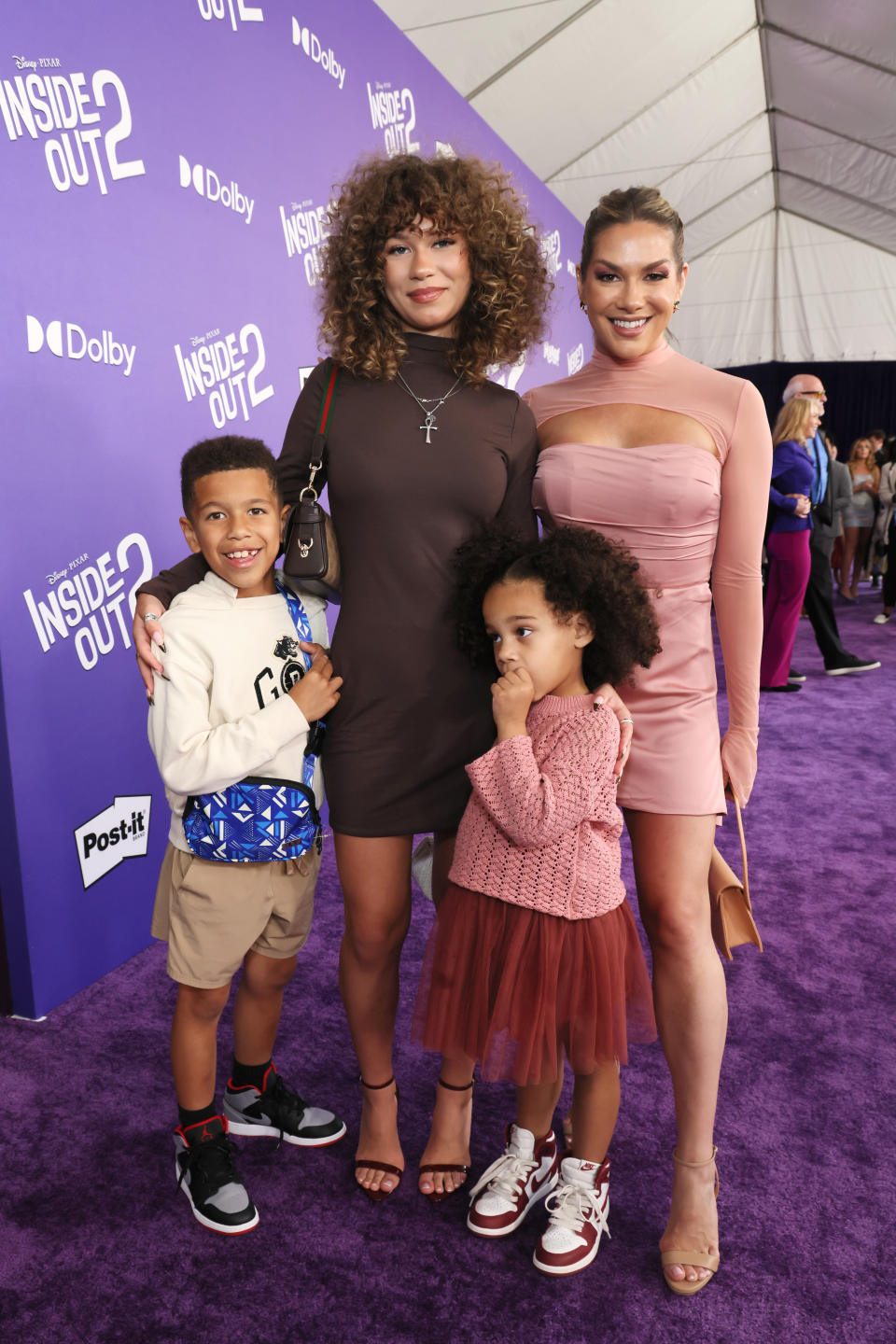 LOS ANGELES, CALIFORNIA - JUNE 10: (L-R) Maddox Boss, Weslie Fowler, Zaia Boss and Allison Holker attend the World Premiere of Disney and Pixar's 