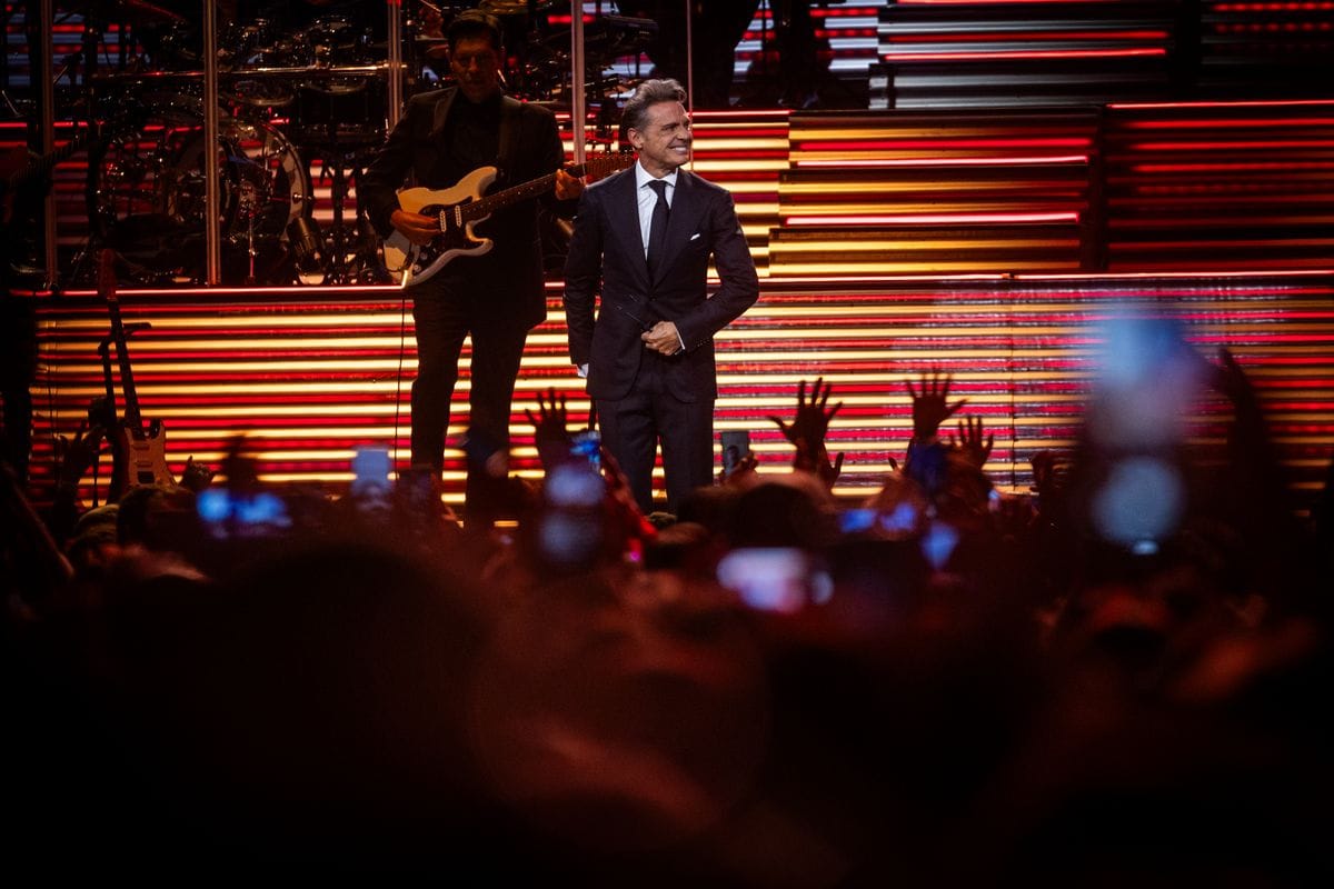 Luis Miguel performs during his second sold-out show at Movistar Arena on August 4, 2023 in Buenos Aires, Argentina.