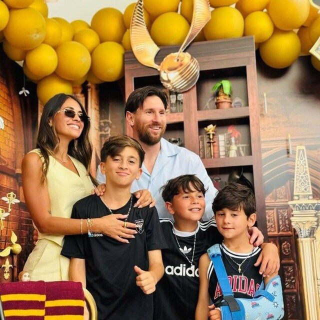 Antonela and her sons Thiago, 12, Mateo, 9, and Ciro, 7, with Lionel Messi.
