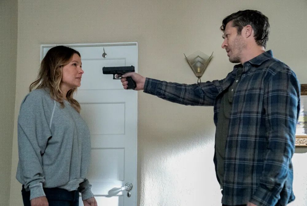 Kiele Sanchez and Zach Gilford in a scene from Criminal Minds: Evolution