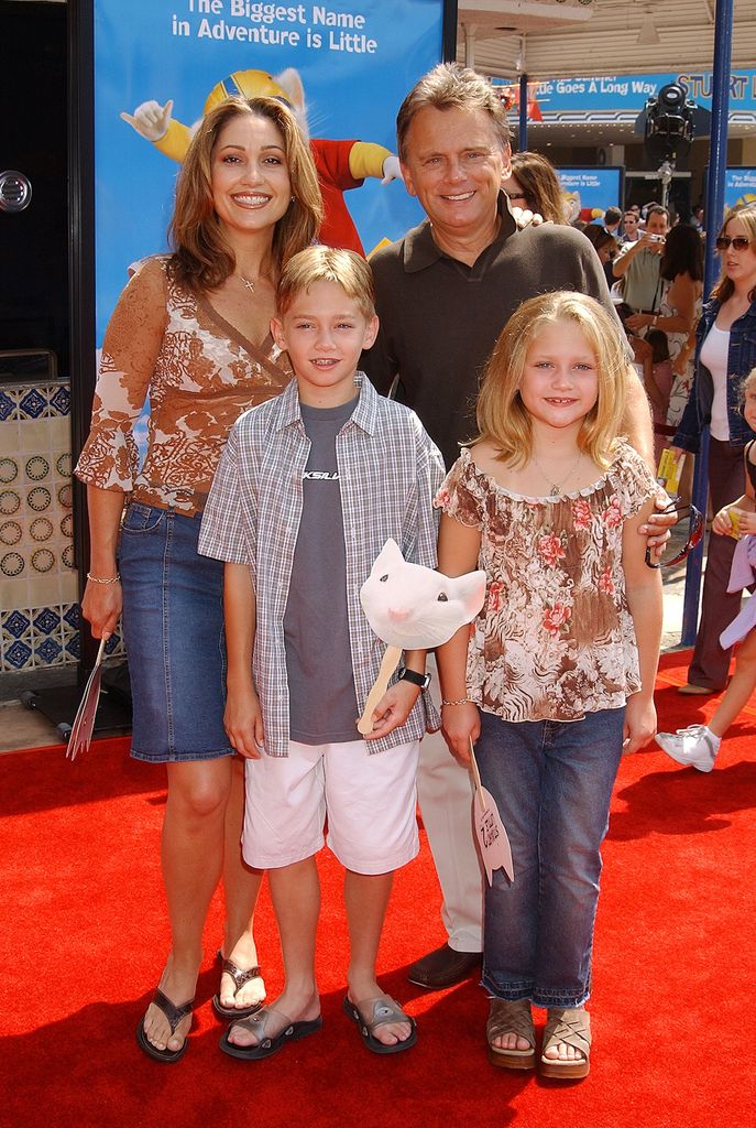 Pat Sajak, wife Lesly & kids Pat & Maggie during "Stuart Little 2" Premiere at Mann Village Theatre in Westwood, California, 2002