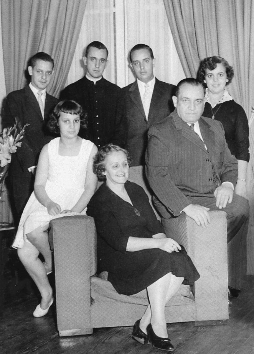 Pope Francis and his family. From left to right standing: Alberto Horacio, Jorge Mario Bergloglio, Oscar Adrian, and Marta Regina. Sitting are Maria Elena, Regina, and Mario Jose Francisco