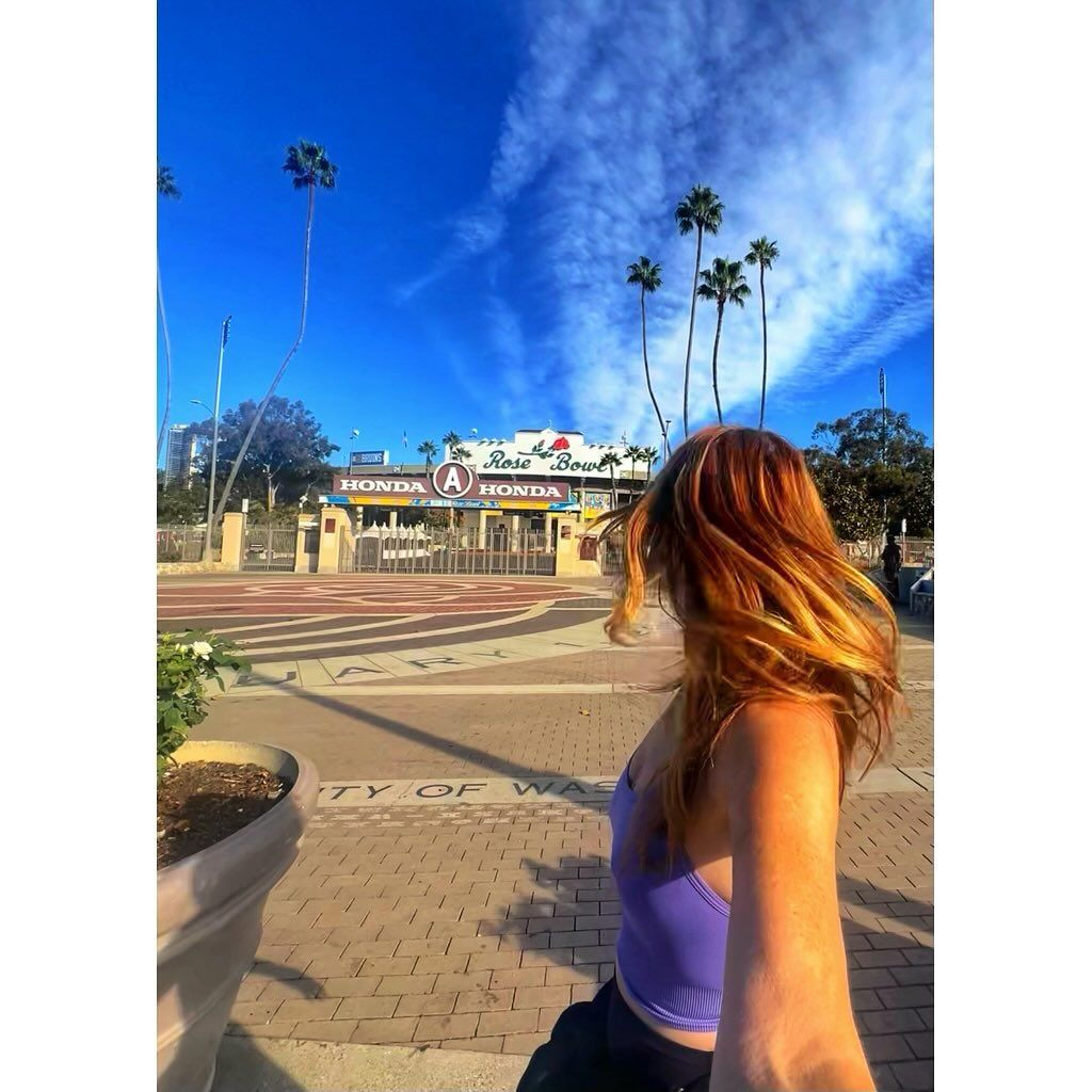 Michelle Stafford walking the streets of LA