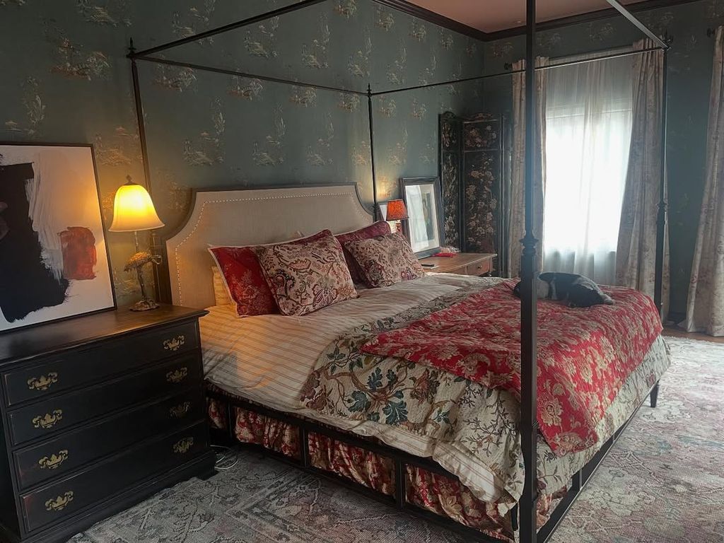 Christina Hendricks' bedroom in New York after remodelling