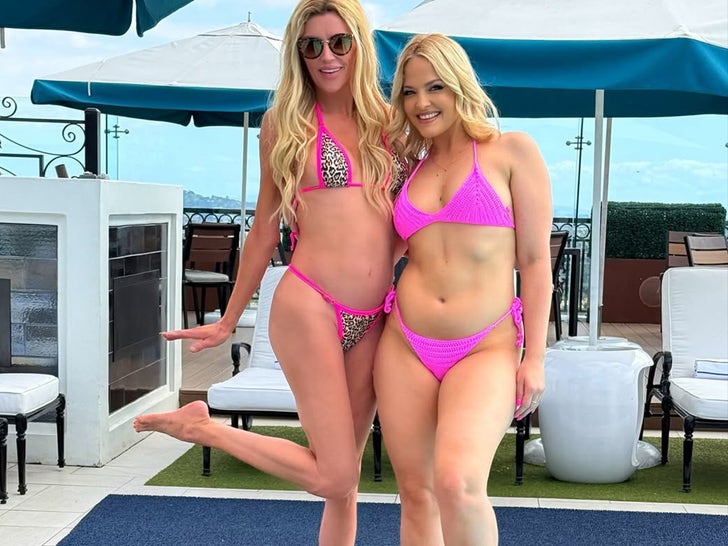 Brandi Glanville And Alexis Texas Are Lookin' Pretty In Pink Bikinis!