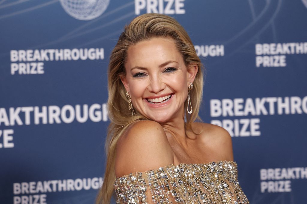 Kate Hudson at The 11th Breakthrough Prize Ceremony held at Barker Hanger on April 05, 2025 in Santa Monica, California