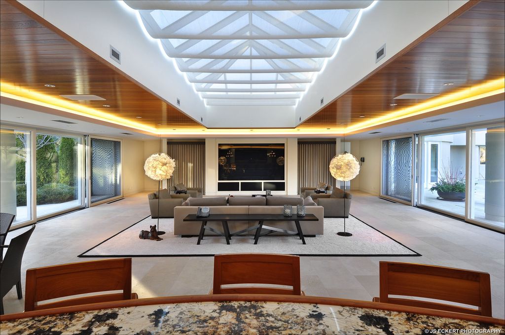 Michael' jordan chicago home