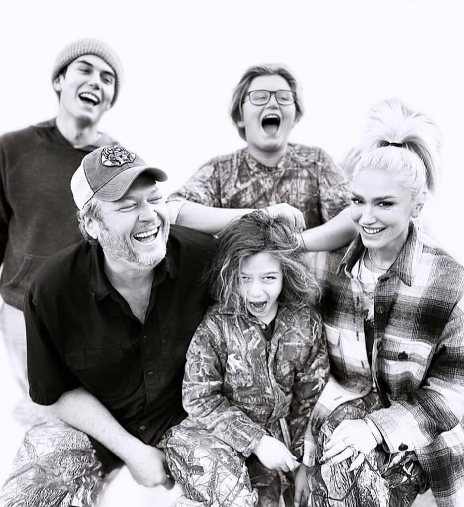Blake Shelton and Gwen Stefani pose for a photo with Kingston, Zuma and Apollo Rossdale, shared on Instagram