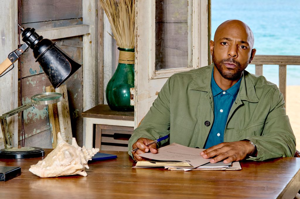 Death in Paradise: DI Mervin Wilson (DON GILET)