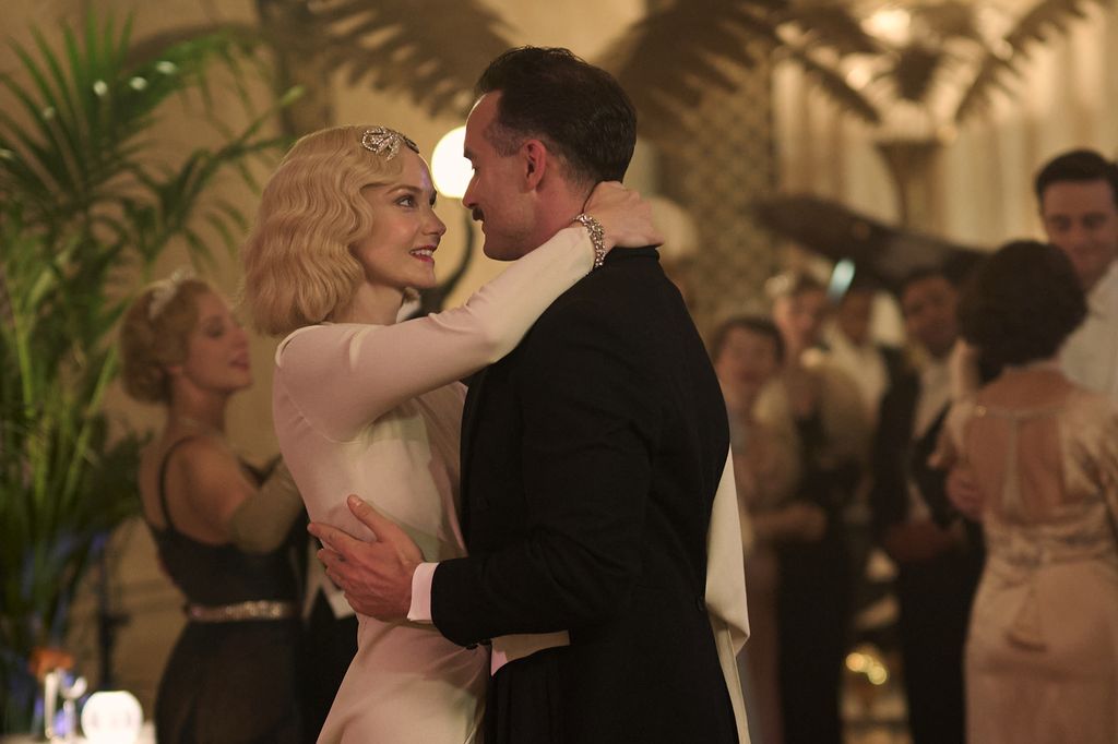 Diana (Joanna Vanderham) and Oswald Mosley (Joshua Sasse)