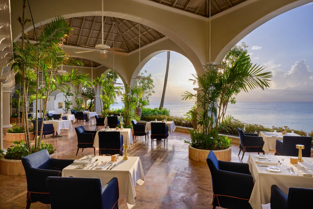 Breakfast is served in the palm terrace
