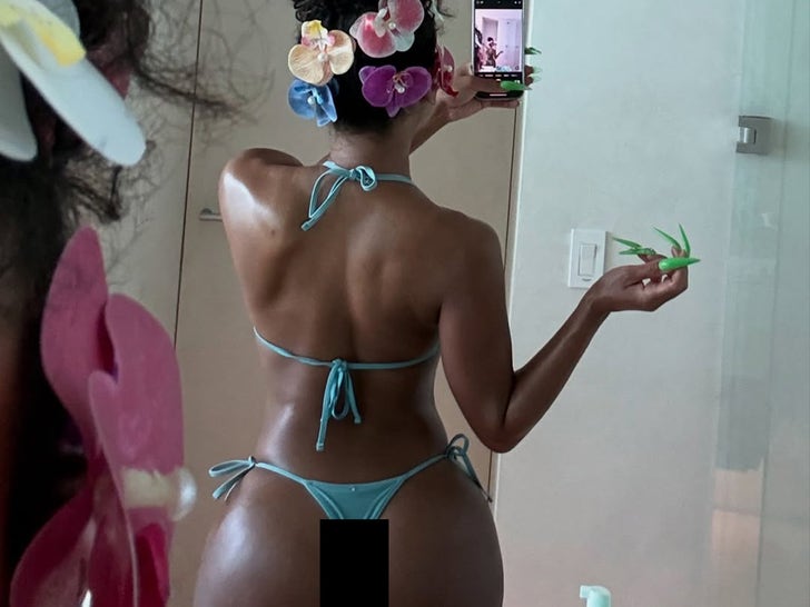 0619-Saweetie-Booty-Shot-SUB