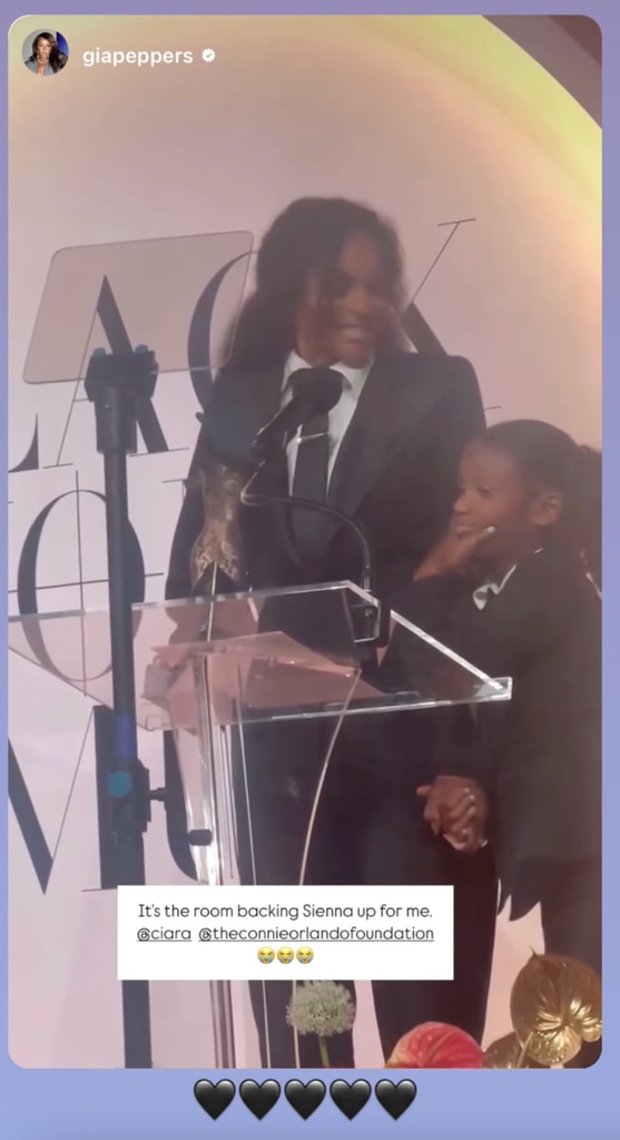 Ciara and Sienna onstage