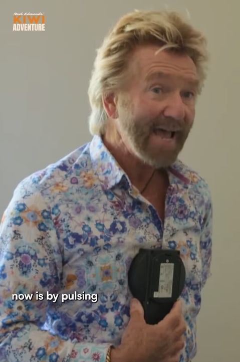 Noel Edmonds' using his device for pulsed electromagnetic field therapy