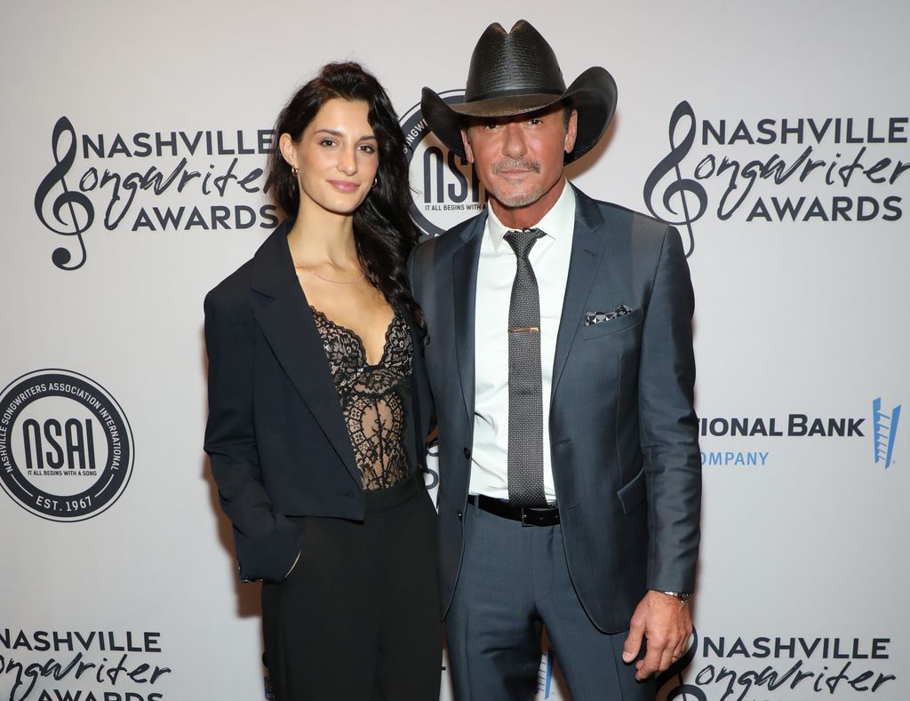 Audrey McGraw and father Tim McGraw