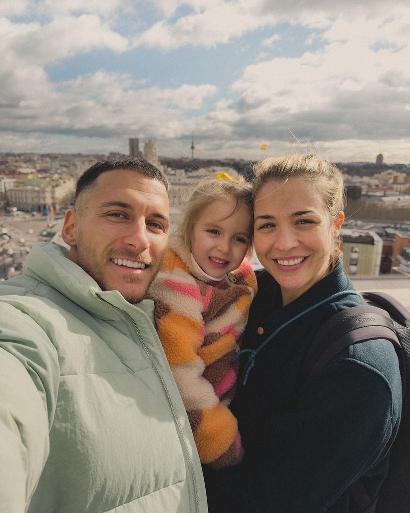 Gorka Marquez, his daughter Mia and Gemma Atkinson in selfie