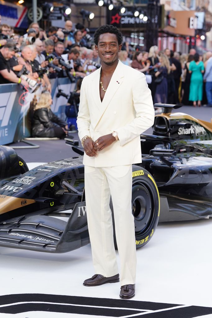 damson idris in white suit at f1 the movie premiere 