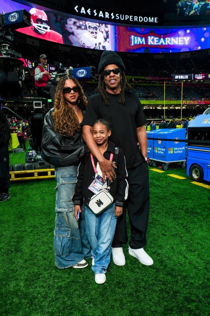 Jay-Z, Blue Ivy and Rumi Carter at Super Bowl LIX at the Caesars Superdome, New Orleans