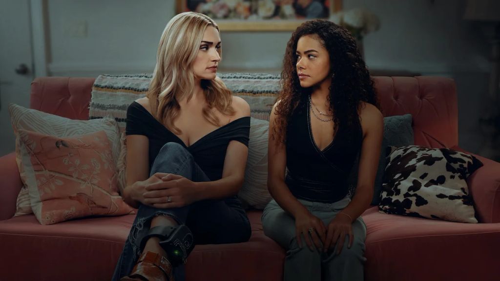 Still from Ginny and Georgia