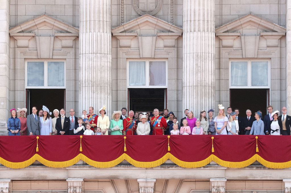 The British Royal family at the balcony 