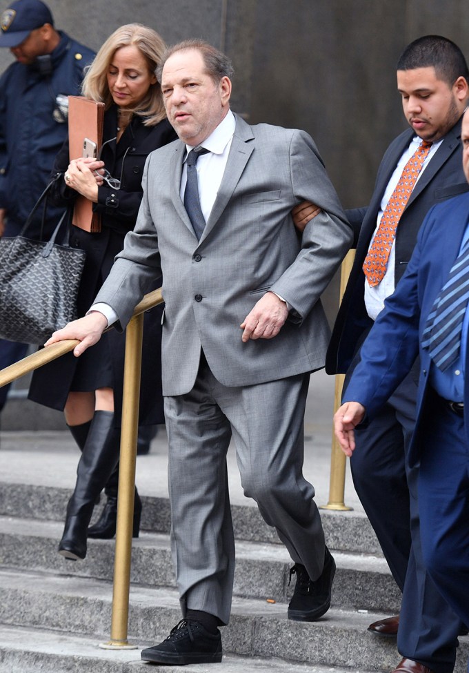 Harvey Weinstein Leave Court In 2019