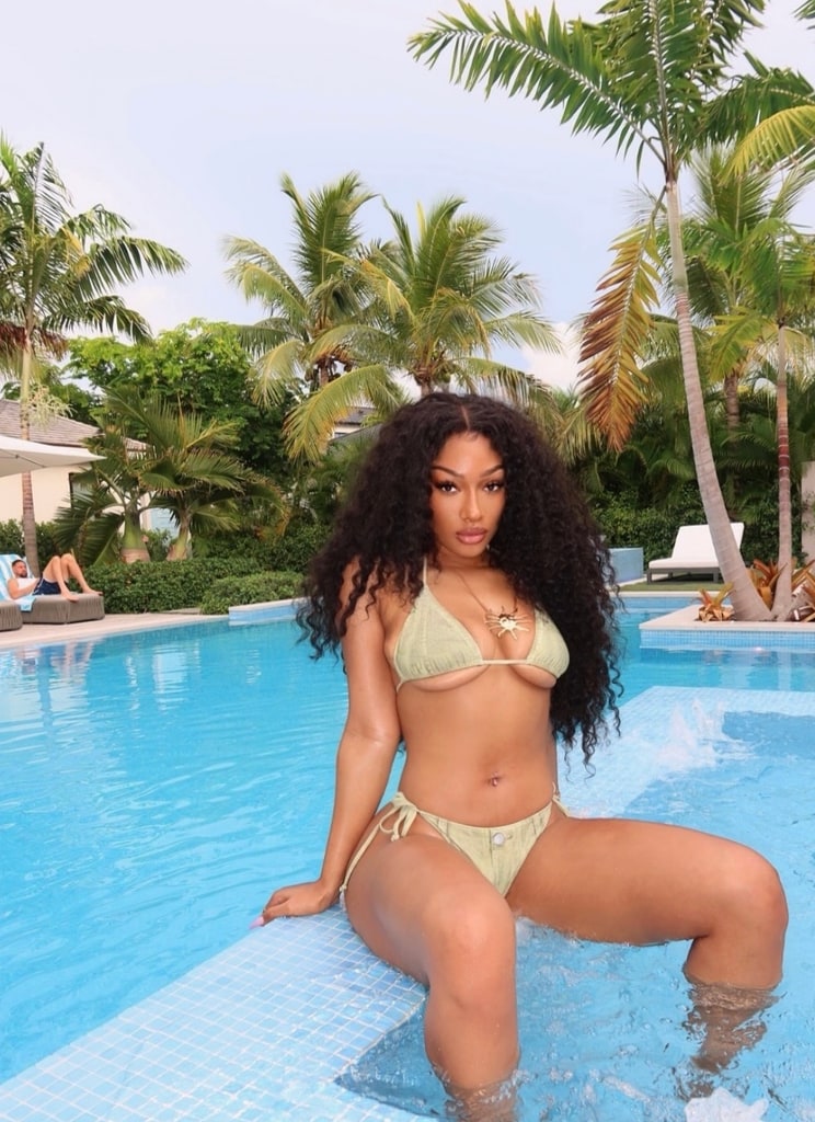 Photo shared by Megan Thee Stallion on Instagram in which her boyfriend Klay Thompson is seen in the background