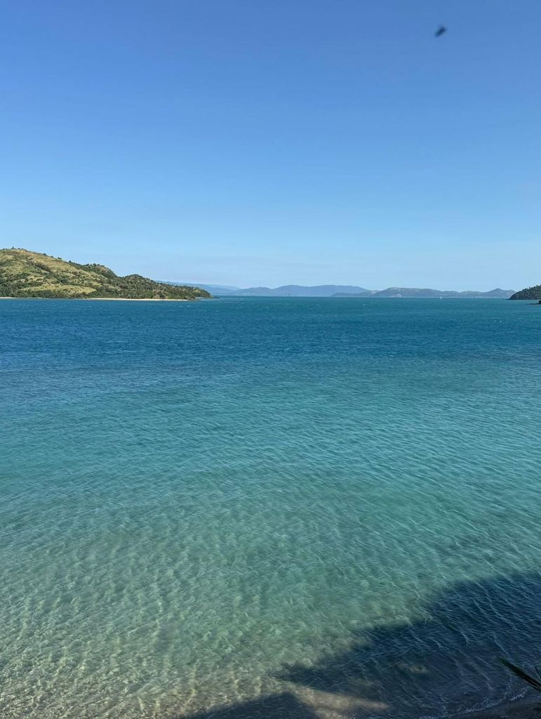 photo of clear sea and blue skies in australia
