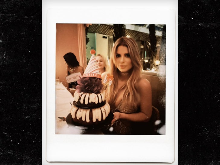 jessica simpson instagram sub 7
