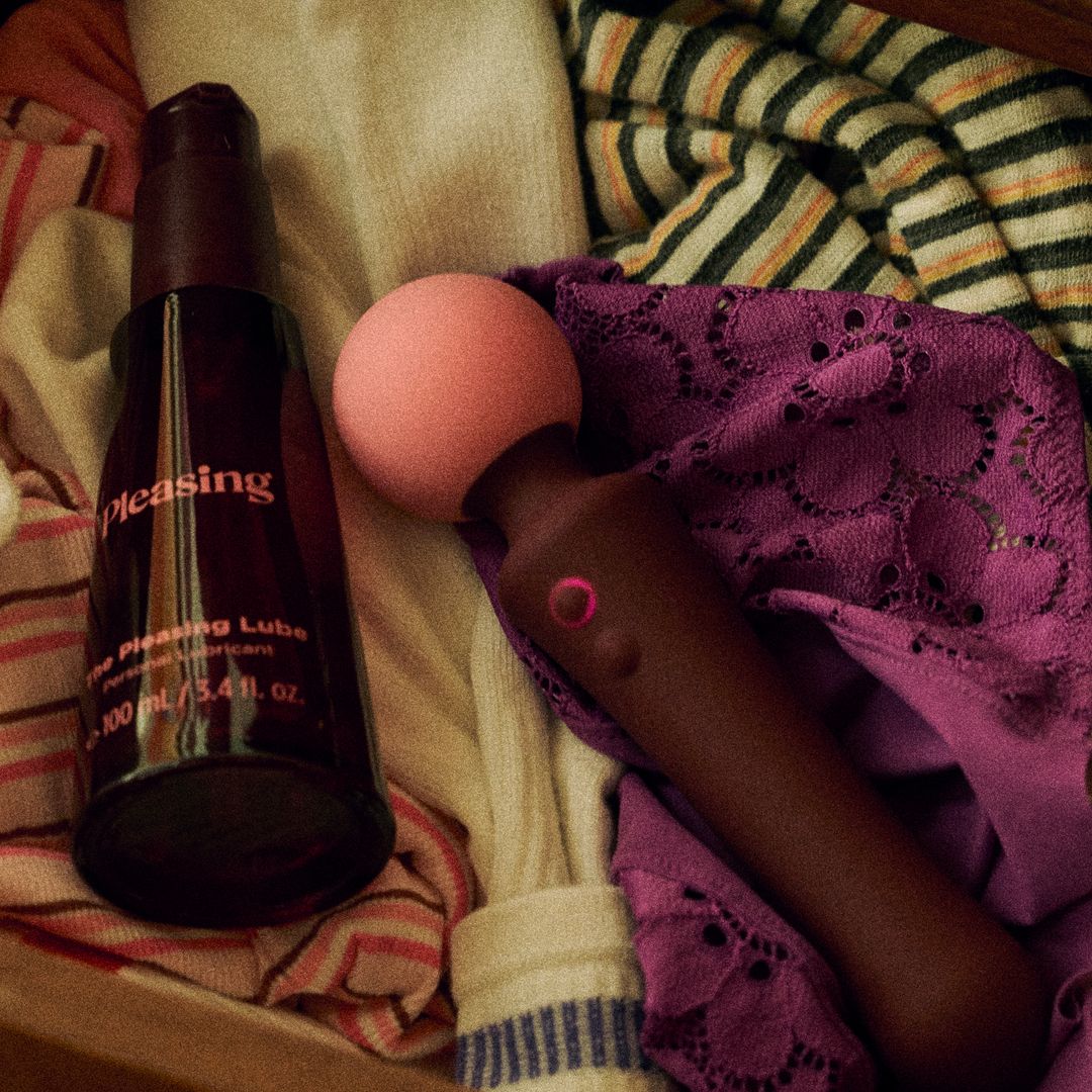 Pleasing toys product imagery 