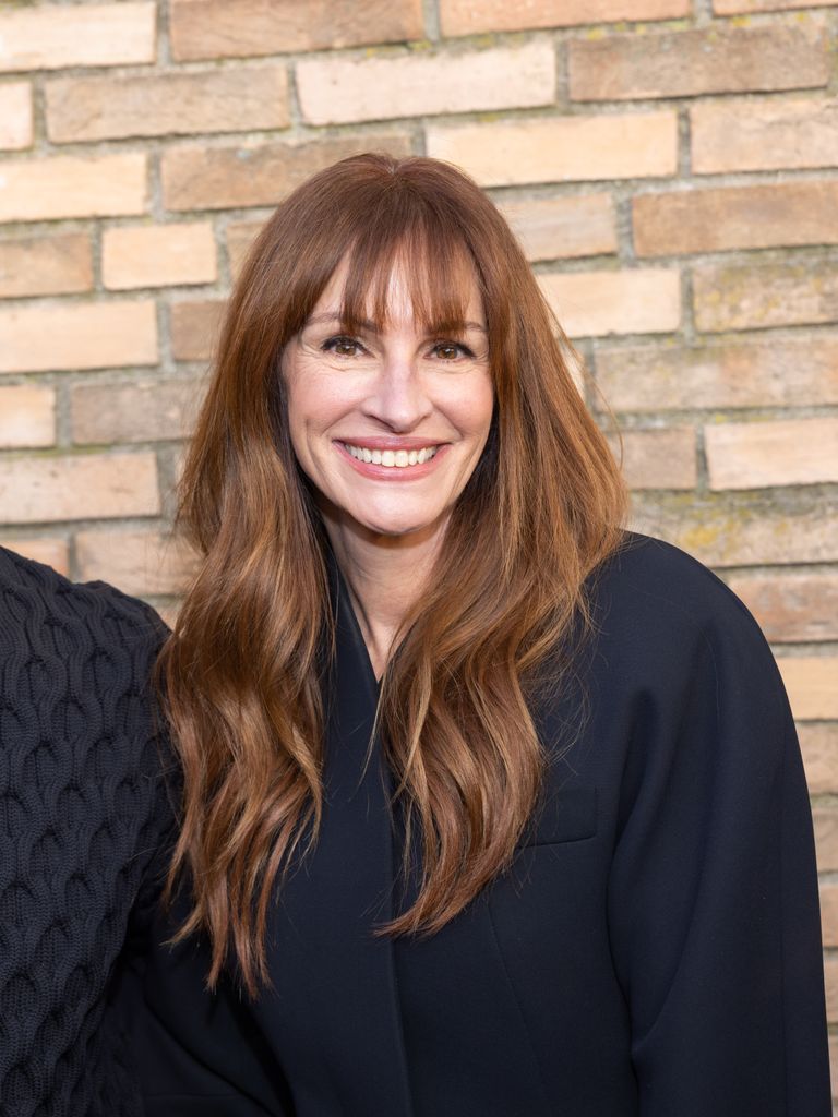 Julia Roberts attends the "Les Sculptures" Jacquemus' Fashion Show at Fondation Maeght on January 29, 2024 in Saint-Paul-De-Vence, France